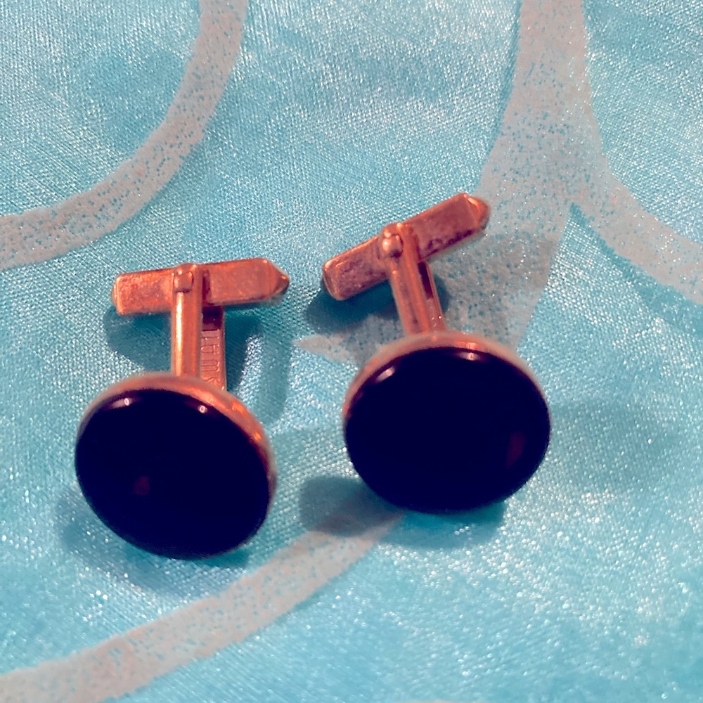 Vintage Swank black/gold cuff links EUC
